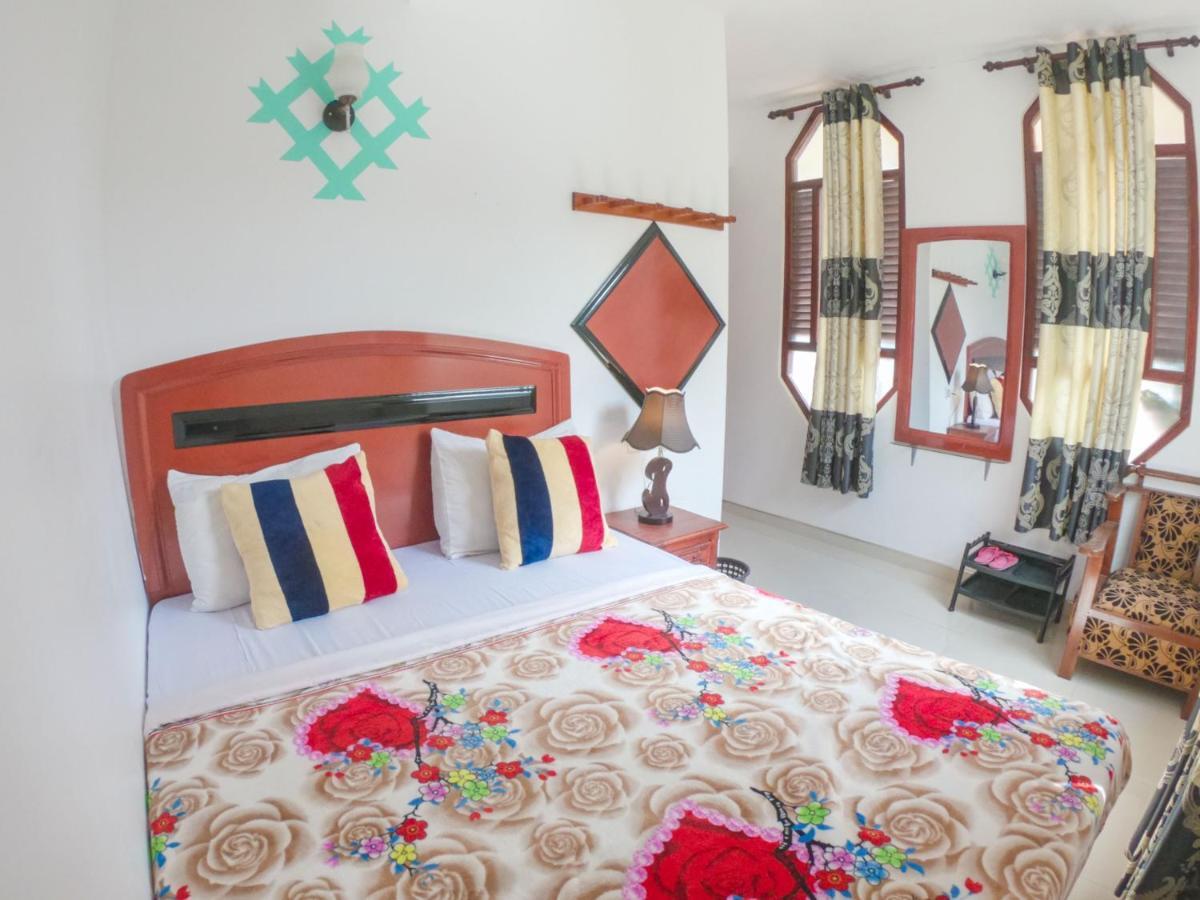 Siumi Rest Otel Nallathanniya Dış mekan fotoğraf